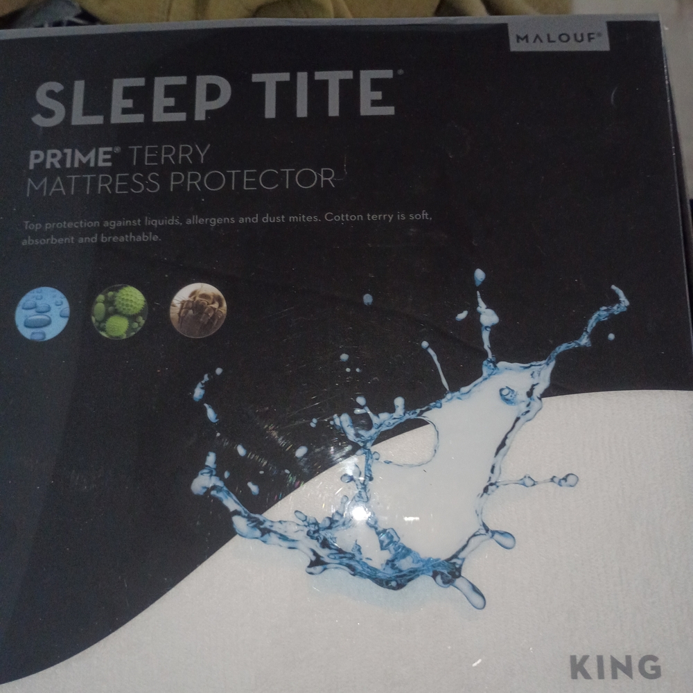 Malouf Prime Terry Mattress Protector - White